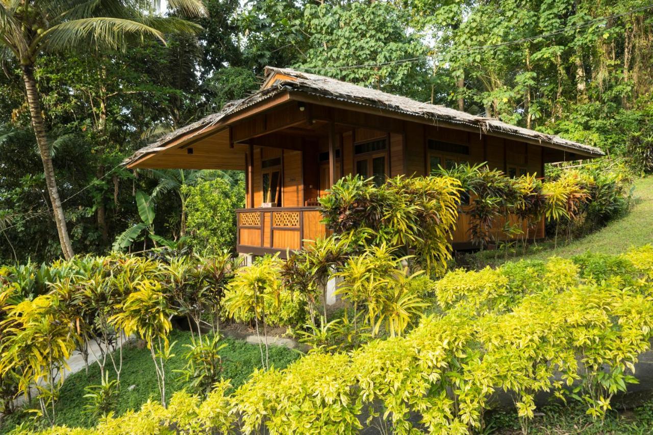 K2 Lembeh Dive Resort Bitung Exterior photo