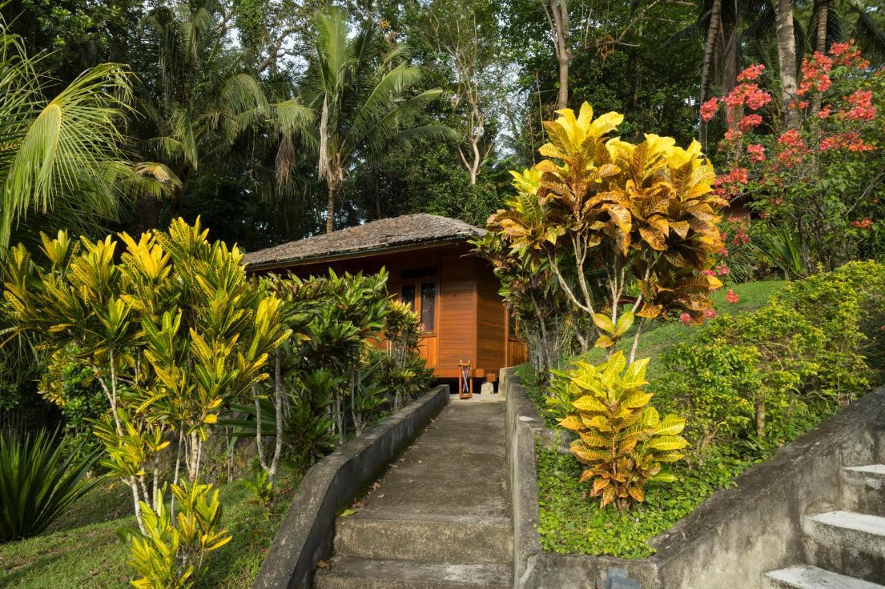 K2 Lembeh Dive Resort Bitung Exterior photo
